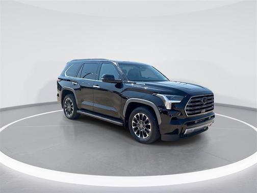 2023 Toyota Sequoia SR5