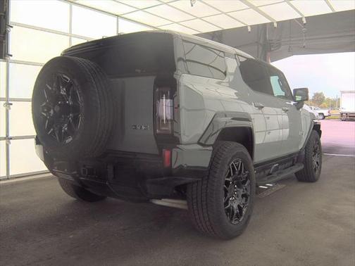 2024 GMC HUMMER EV SUV 2X