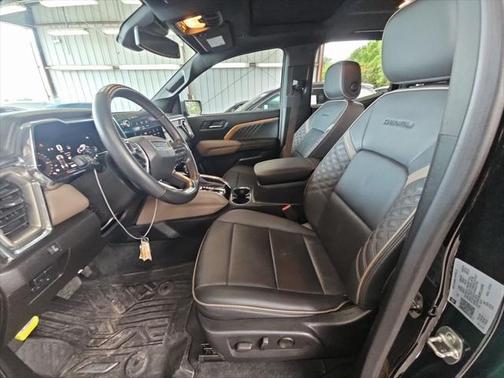 2024 GMC Canyon Denali