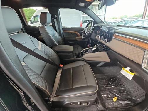 2024 GMC Canyon Denali