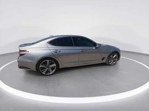 2024 Genesis G70 2.5T RWD
