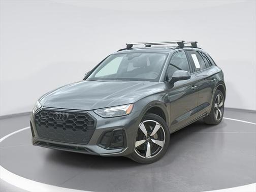 2022 Audi Q5 45 S line Premium Plus