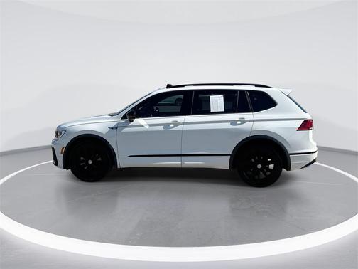 2021 Volkswagen Tiguan 2.0T SE R-Line Black
