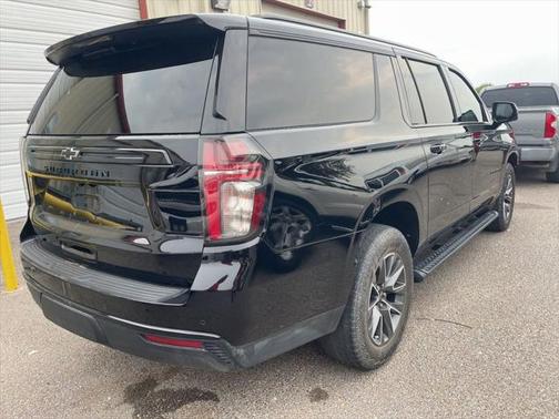 2023 Chevrolet Suburban 4WD Z71