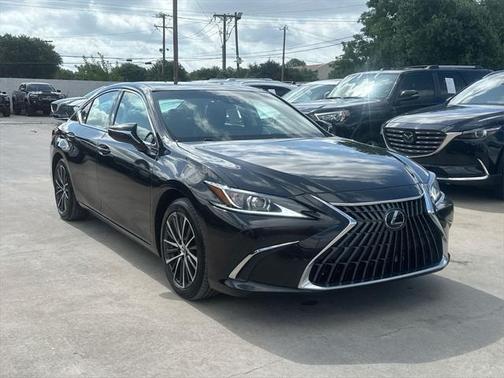 2022 Lexus ES 350 Base