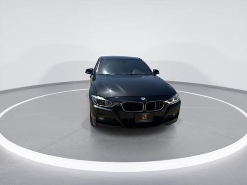 2018 BMW 330 xDrive