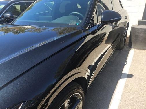 2025 Genesis GV70 2.5T