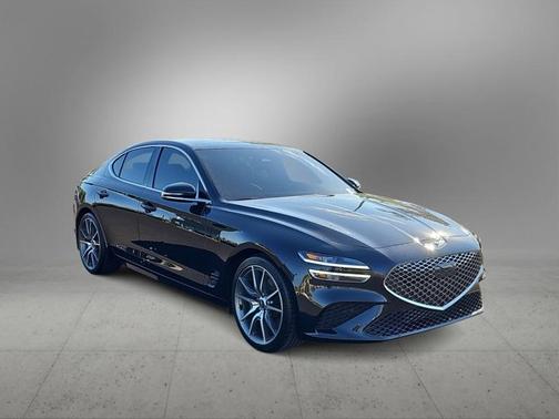 2022 Genesis G70 2.0T