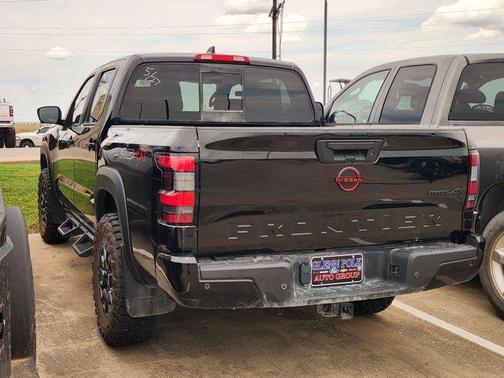 Black 2024 Nissan Frontier PRO-4X
