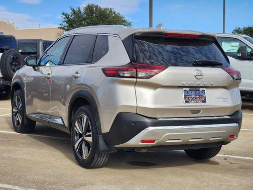 2022 Nissan Rogue Platinum