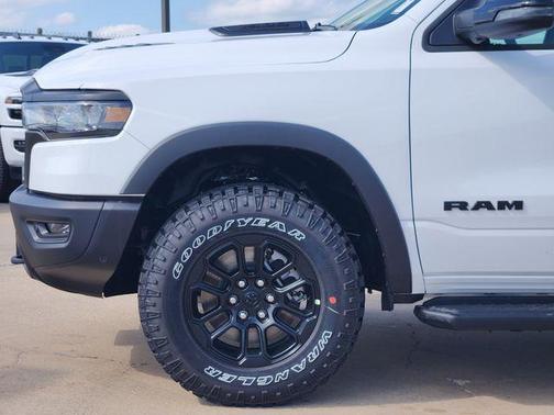 Bright White Clearcoat 2026 Jeep Wrangler Rubicon