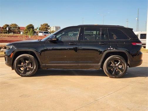 2023 Jeep Grand Cherokee Altitude