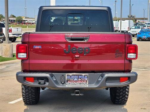 2022 Jeep Gladiator Sport