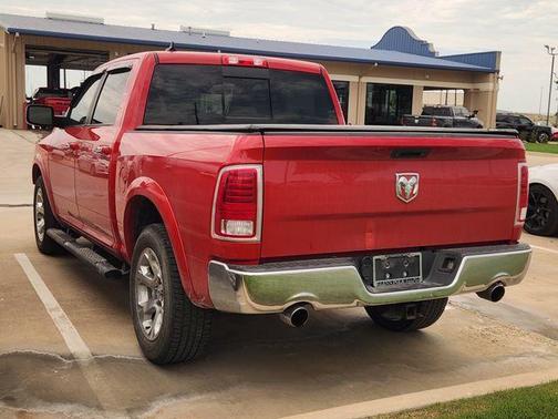 Flame Red Clearcoat 2015 RAM 1500 Laramie