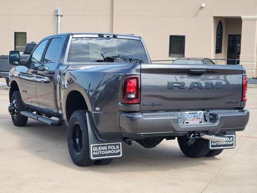 Granite Crystal Clearcoat Metallic 2026 RAM 3500 Big Horn