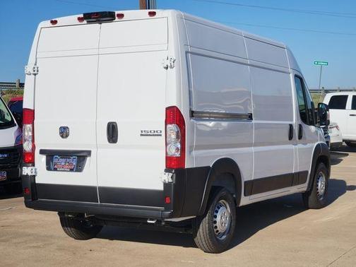 Bright White Clearcoat 2026 RAM ProMaster 1500 Base
