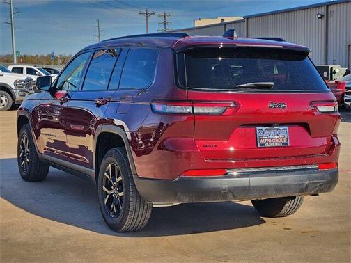 2025 Jeep Grand Cherokee L Laredo