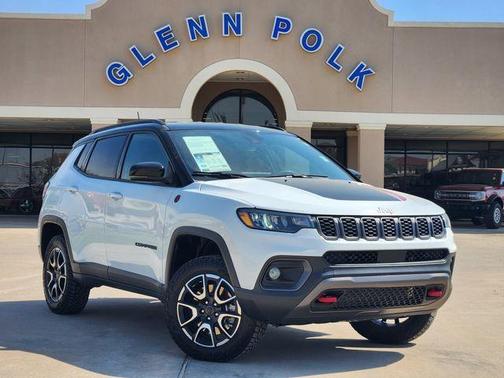 Bright White Clearcoat 2025 Jeep Compass Trailhawk
