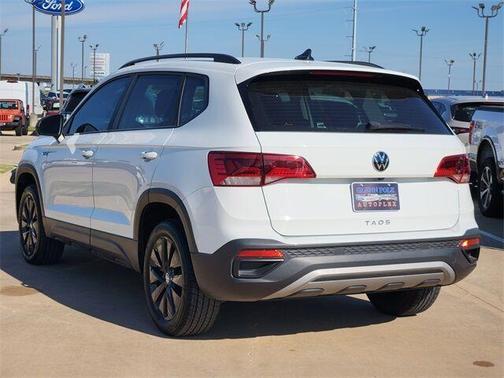 2022 Volkswagen Taos 1.5T S