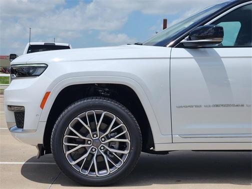 2025 Jeep Grand Cherokee L Summit