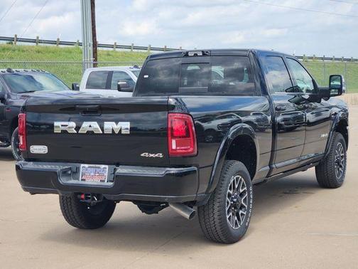 Diamond Black 2026 RAM 2500 Limited