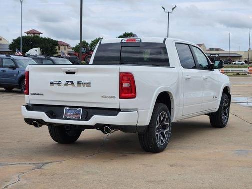 Bright White Clearcoat 2026 RAM 1500 Laramie