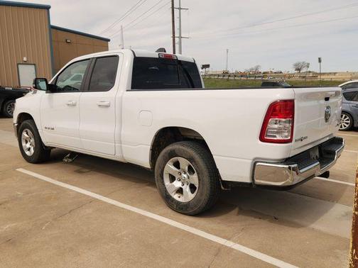Bright White Clearcoat 2022 RAM 1500 Big Horn