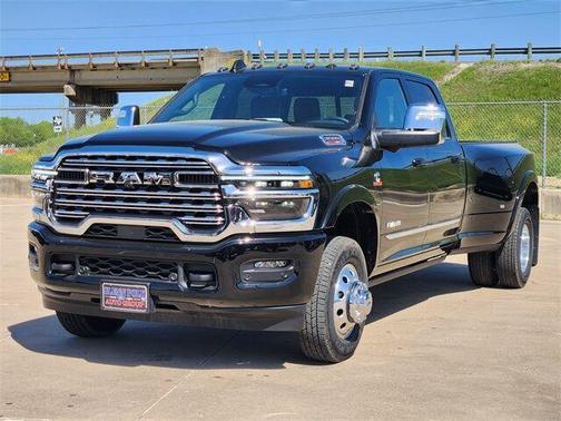 2025 RAM 3500 Limited