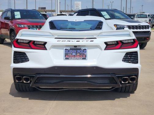 Arctic White 2023 Chevrolet Corvette Stingray w/2LT