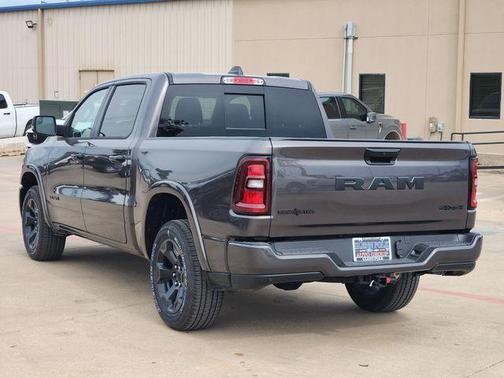 Granite Crystal Clearcoat Metallic 2026 RAM 1500 Big Horn/Lone Star
