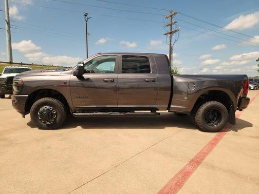 Granite Crystal Clearcoat Metallic 2026 RAM 3500 Laramie