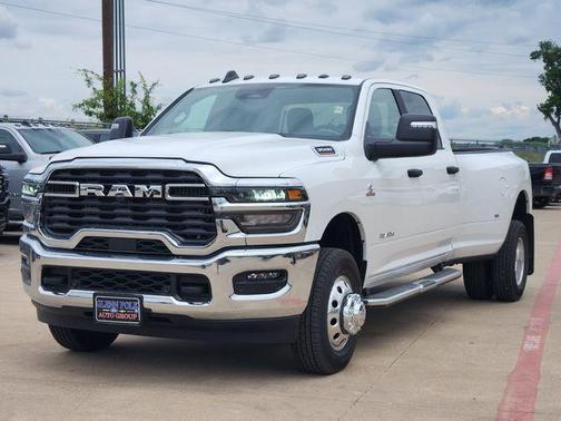 Bright White Clearcoat 2026 RAM 3500 Big Horn