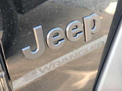 Black Clearcoat 2025 Jeep Wrangler Sport