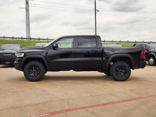 Diamond Black 2026 RAM 1500 RHO