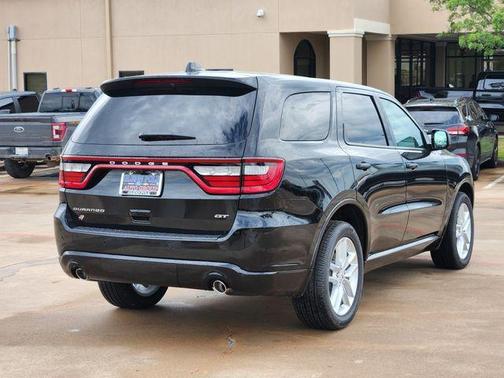 DB Black Clearcoat 2026 Dodge Durango GT