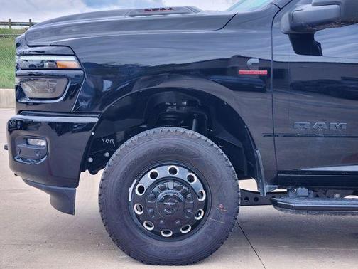 Diamond Black 2026 RAM 3500 Laramie