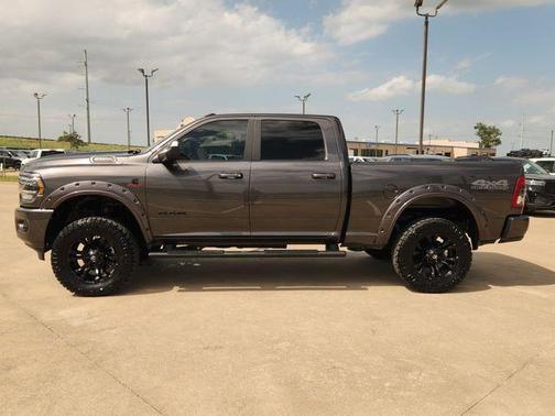 Granite Crystal Clearcoat Metallic 2022 RAM 2500 Big Horn