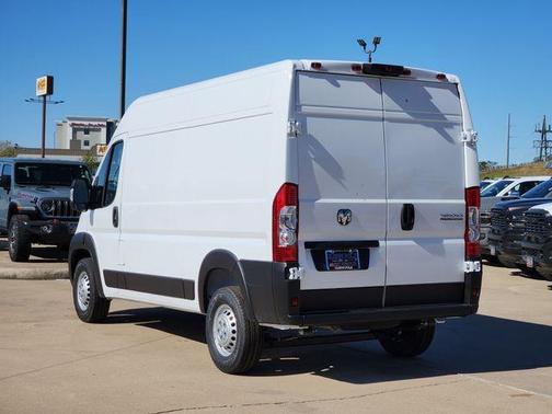 Bright White Clearcoat 2026 RAM ProMaster 1500 Base