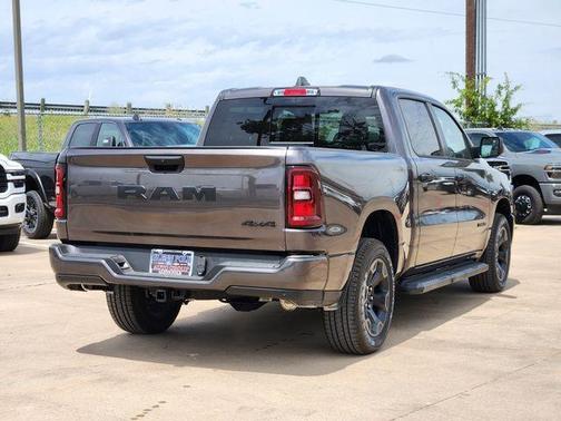 Granite Crystal Clearcoat Metallic 2026 RAM 1500 Express