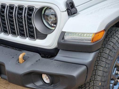 Bright White Clearcoat 2026 Jeep Wrangler Sport