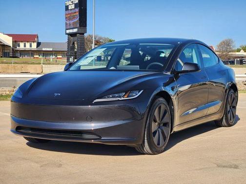 2025 Tesla Model 3 Long Range