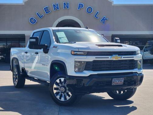 Summit White 2024 Chevrolet Silverado 2500 Custom