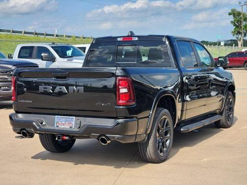 Diamond Black 2026 RAM 1500 Laramie