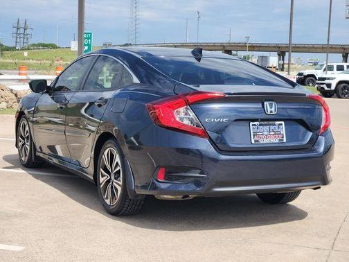 Modern Steel Metallic 2018 Honda Civic EX-L