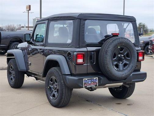 2025 Jeep Wrangler Sport
