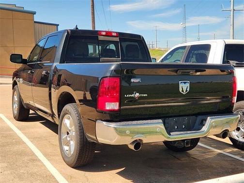2016 RAM 1500 SLT