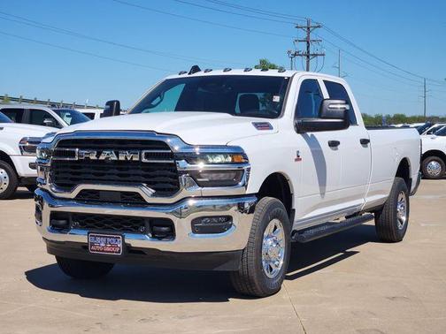 Bright White Clearcoat 2026 RAM 3500 Tradesman