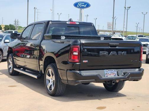 Diamond Black 2025 RAM 1500 Tradesman