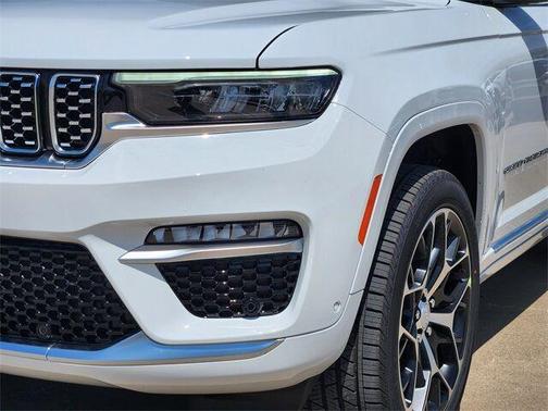 2025 Jeep Grand Cherokee Summit