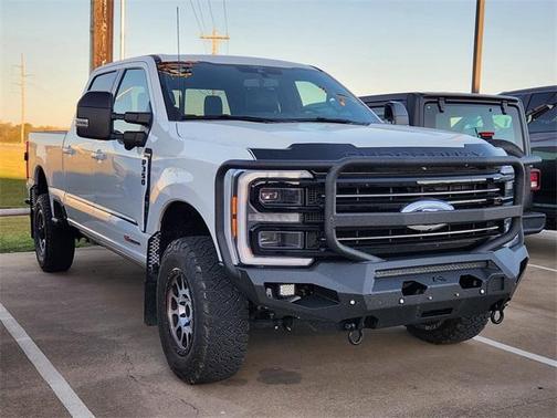 2025 Ford F-350 Platinum